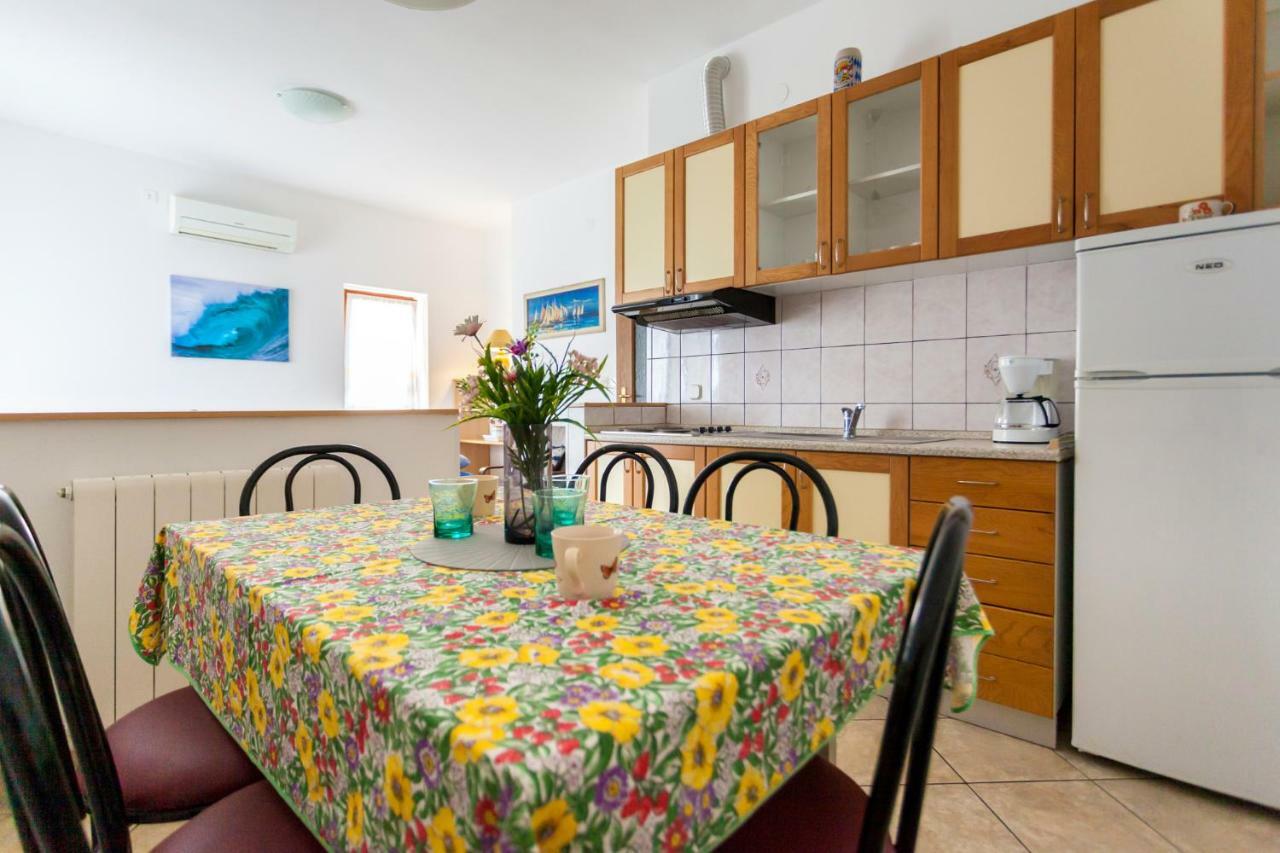 Apartments Belavic By El-Pi Tours نجيفيش المظهر الخارجي الصورة