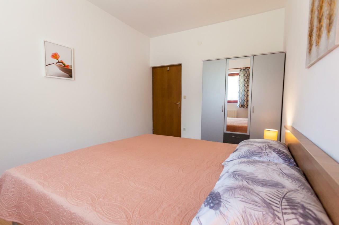 Apartments Belavic By El-Pi Tours نجيفيش المظهر الخارجي الصورة