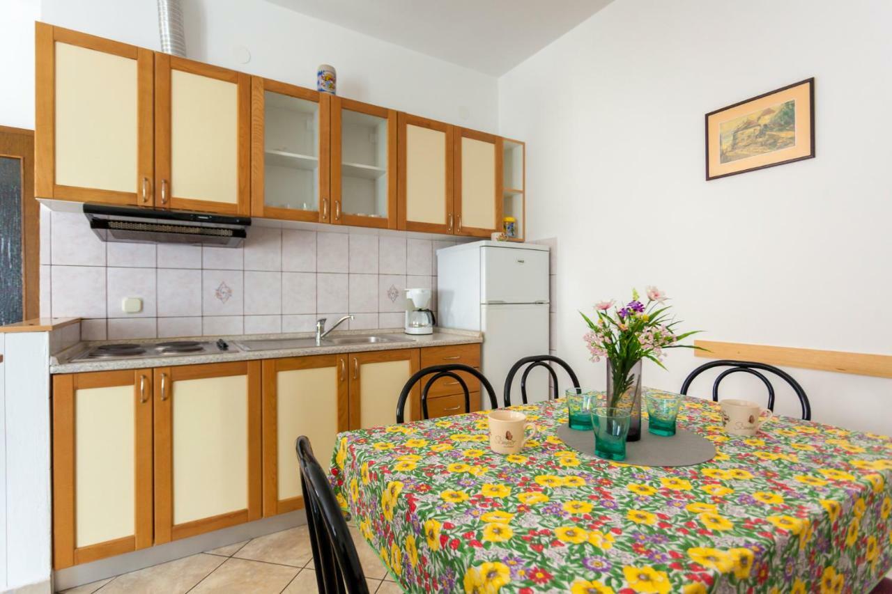 Apartments Belavic By El-Pi Tours نجيفيش المظهر الخارجي الصورة