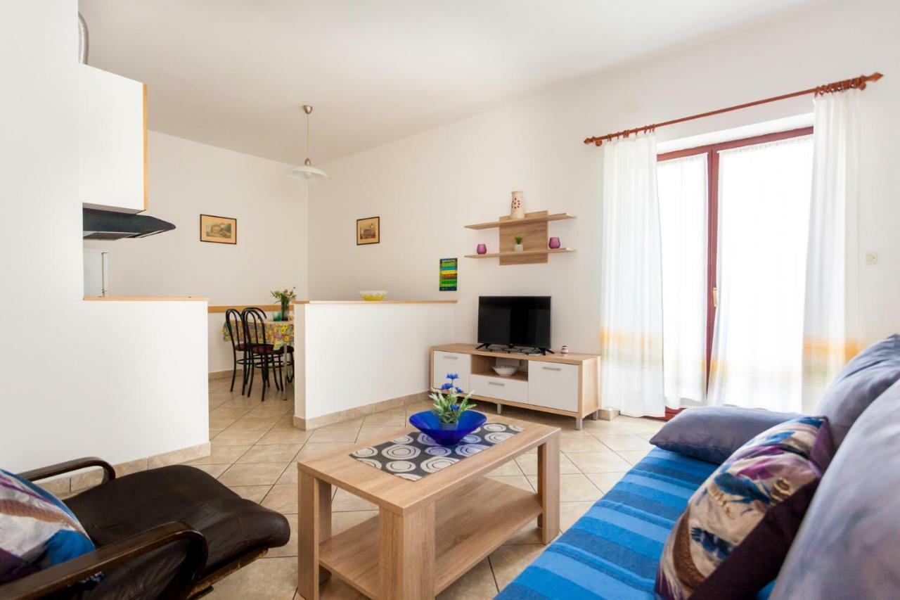 Apartments Belavic By El-Pi Tours نجيفيش المظهر الخارجي الصورة