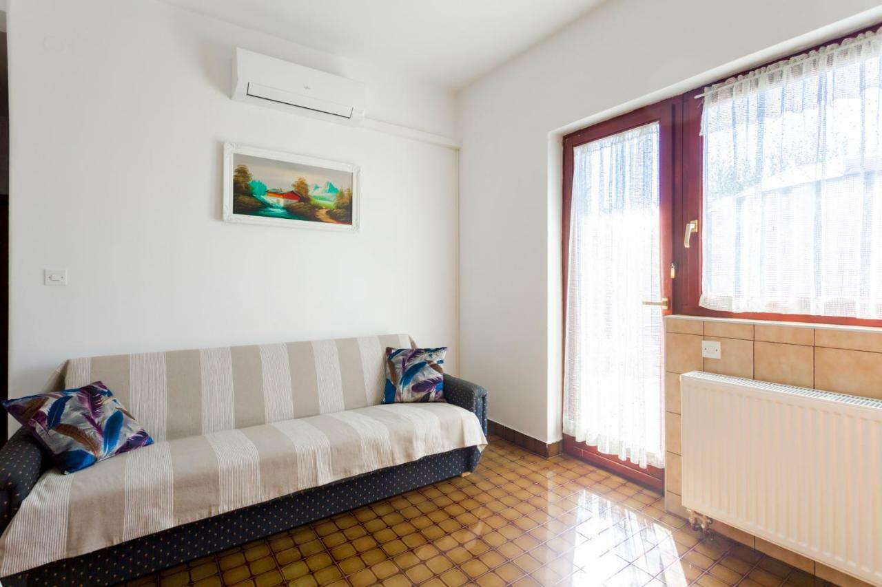 Apartments Belavic By El-Pi Tours نجيفيش المظهر الخارجي الصورة
