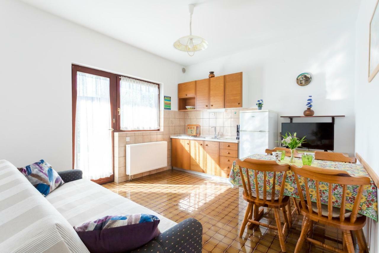 Apartments Belavic By El-Pi Tours نجيفيش المظهر الخارجي الصورة