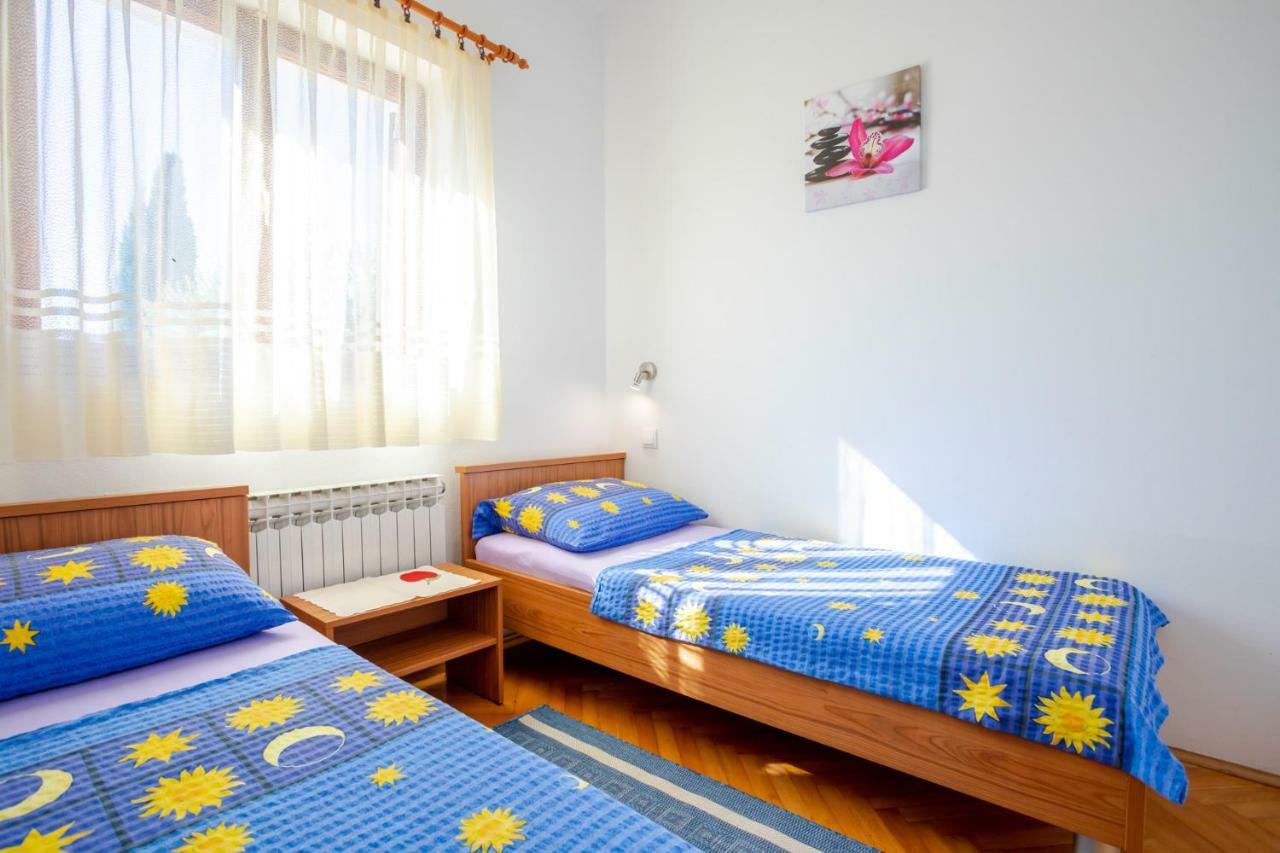 Apartments Belavic By El-Pi Tours نجيفيش المظهر الخارجي الصورة